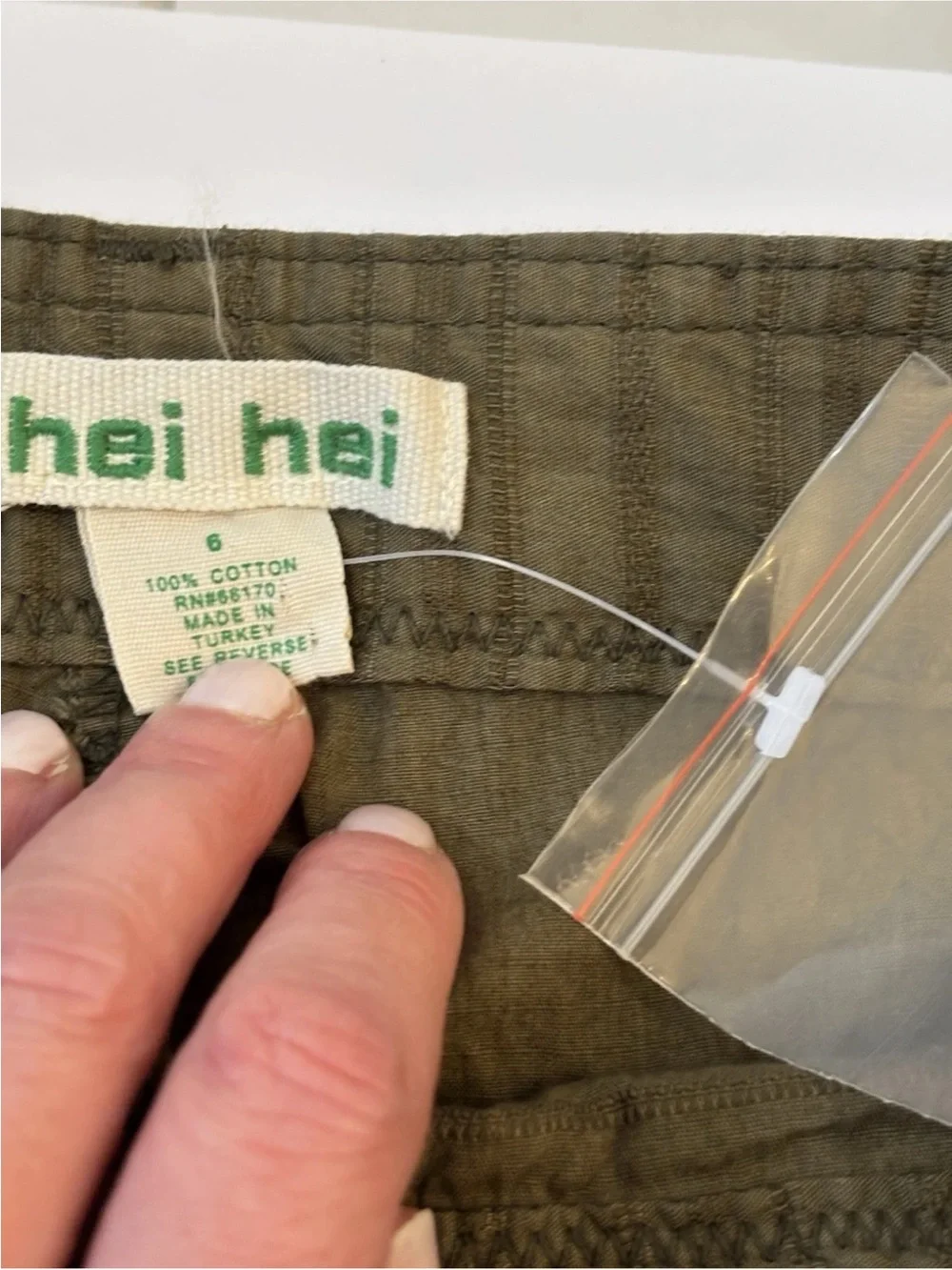 Hei Hei Anthropologie Olive Green Cargo Capri Pants Tie Hem Women’s 6